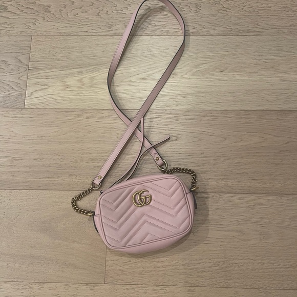 RARE light pink mini Gucci marmont matelasse with gorgeous gold hardware - Picture 3 of 11